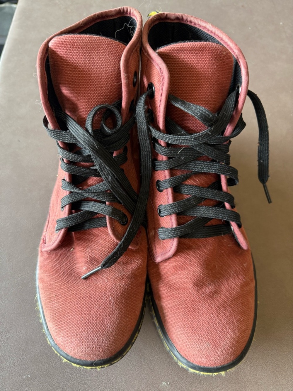 Dr Marten Shoreditch Canvas High-Top Sneakers in Rust Red size 7